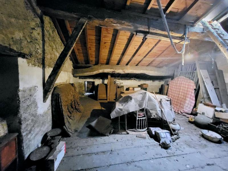 Maison - 450 m² - 12 pièces