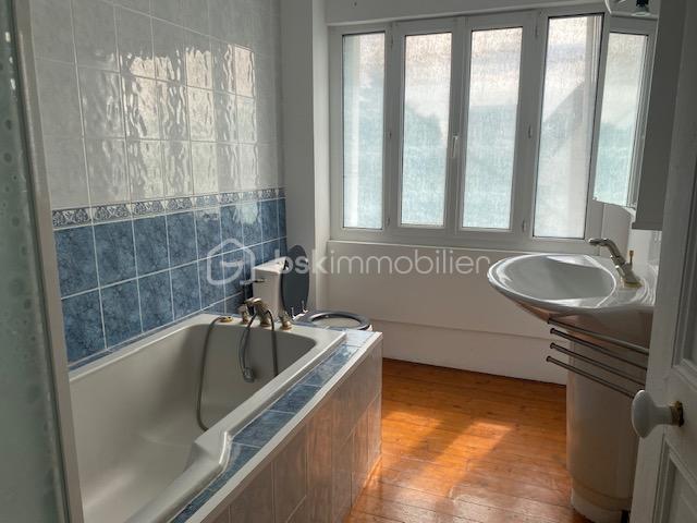 Appartement - 79 m² - 3 pièces