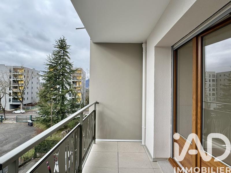 Appartement - 94 m² - 4 pièces