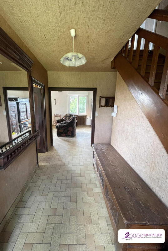 Maison - 144 m² - 7 pièces