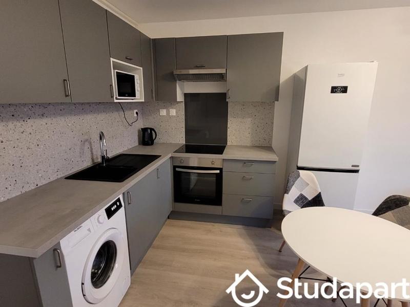 Chambre - 12 m² - 1 pièce