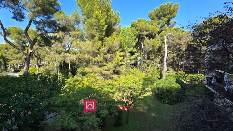 Appartement - 86 m² - 5 pièces