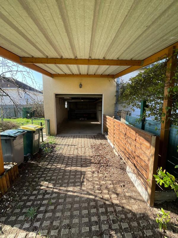 Maison - 137 m² - 5 pièces