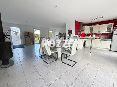 Maison - 110 m² - 5 pièces