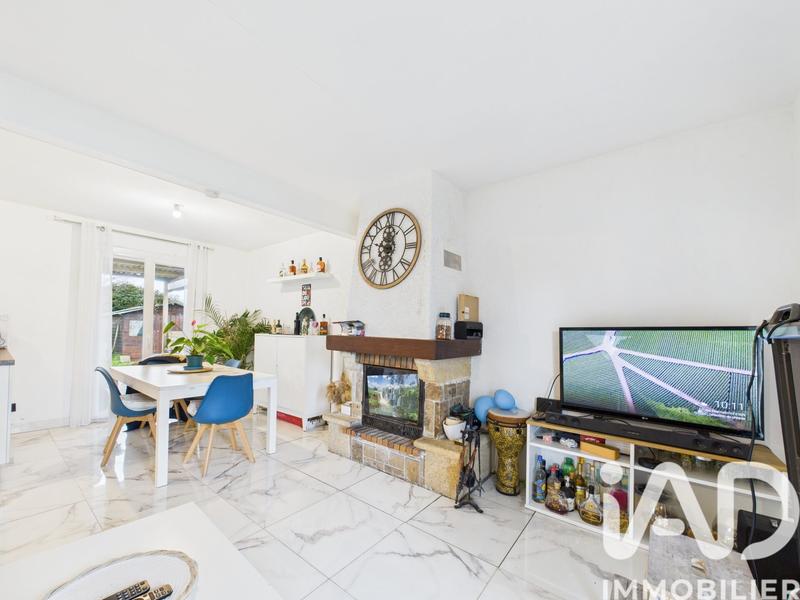 Maison - 96 m² - 5 pièces