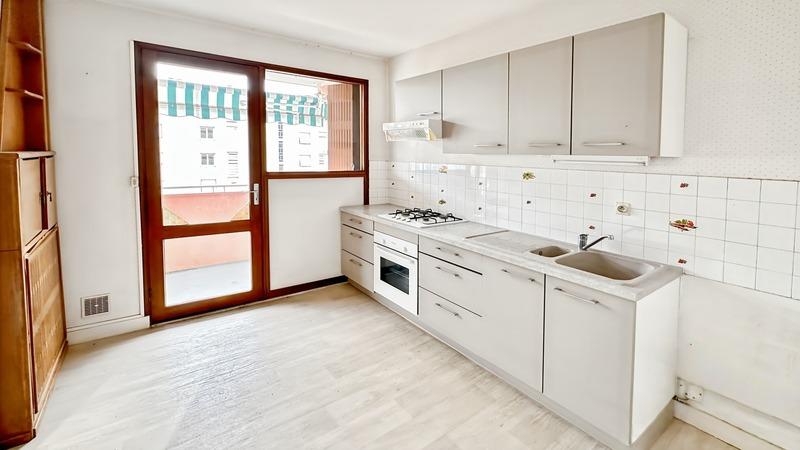 Appartement - 75 m² - 3 pièces