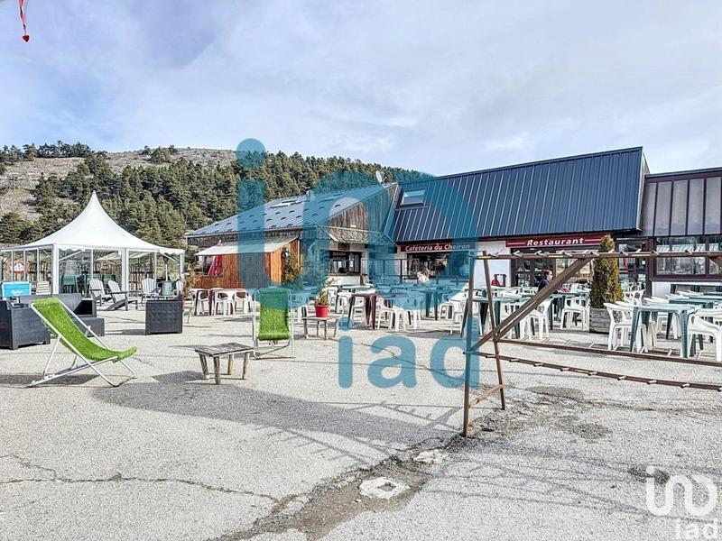 Local commercial - 245 m²