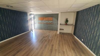 Local commercial - 43 m² - 3 pièces
