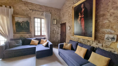 Propriété - 281 m² - 1 pièce