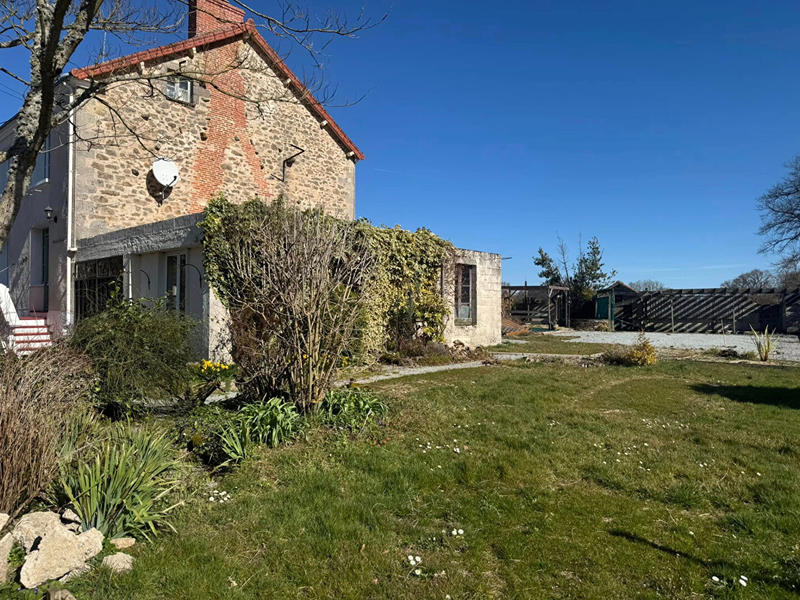 Maison - 124 m² - 7 pièces