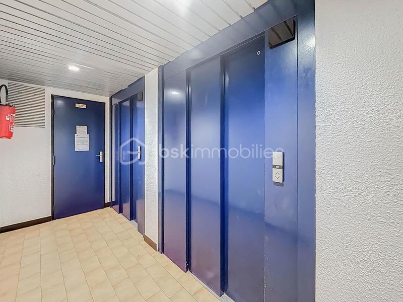 Studio - 32 m² - 1 pièce