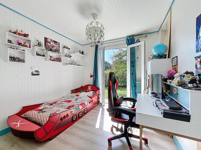 Pavillon - 94 m² - 5 pièces