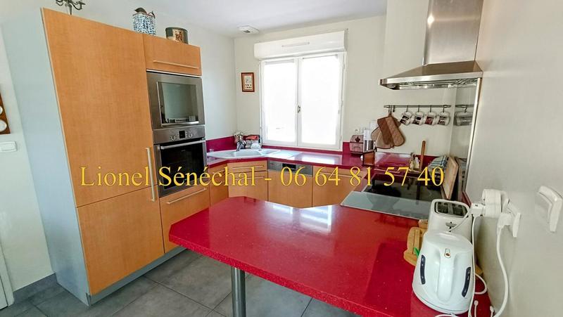 Maison - 140 m² - 9 pièces