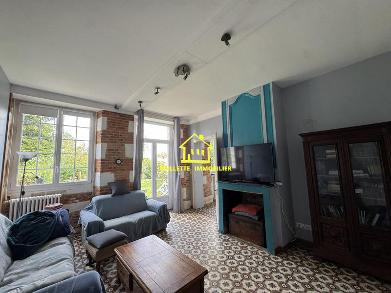 Maison - 297 m² - 9 pièces