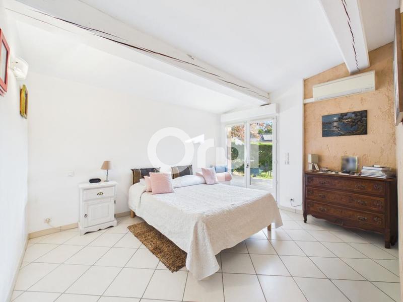 Villa - 148 m² - 5 pièces