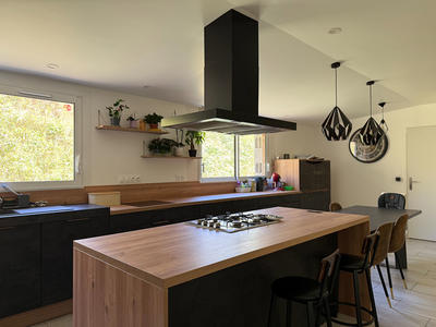 Maison - 267 m² - 6 pièces