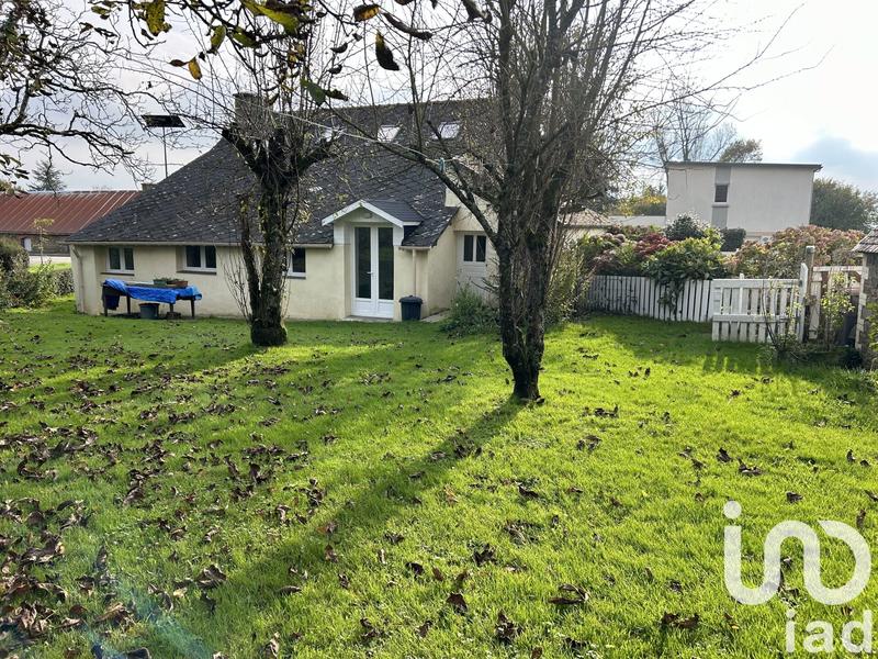 Maison - 245 m² - 9 pièces