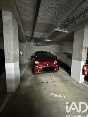 Parking - 13 m²