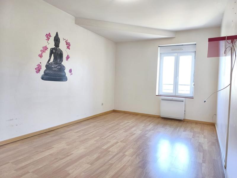 Appartement - 100 m² - 4 pièces
