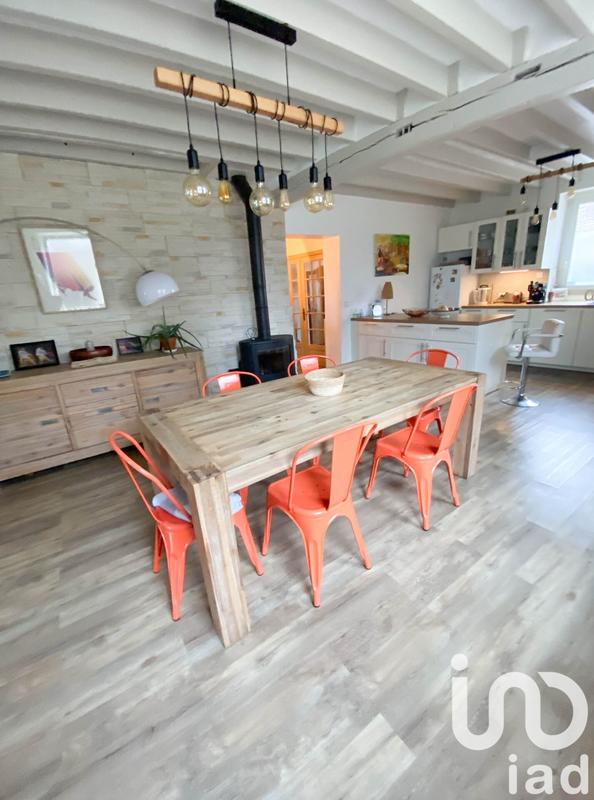 Maison - 219 m² - 8 pièces