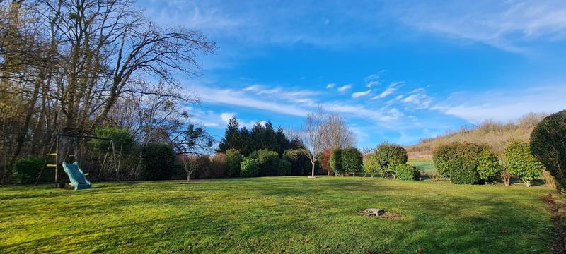 Propriété - 196 m² - 8 pièces