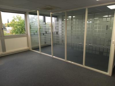 Bureau - 142 m²