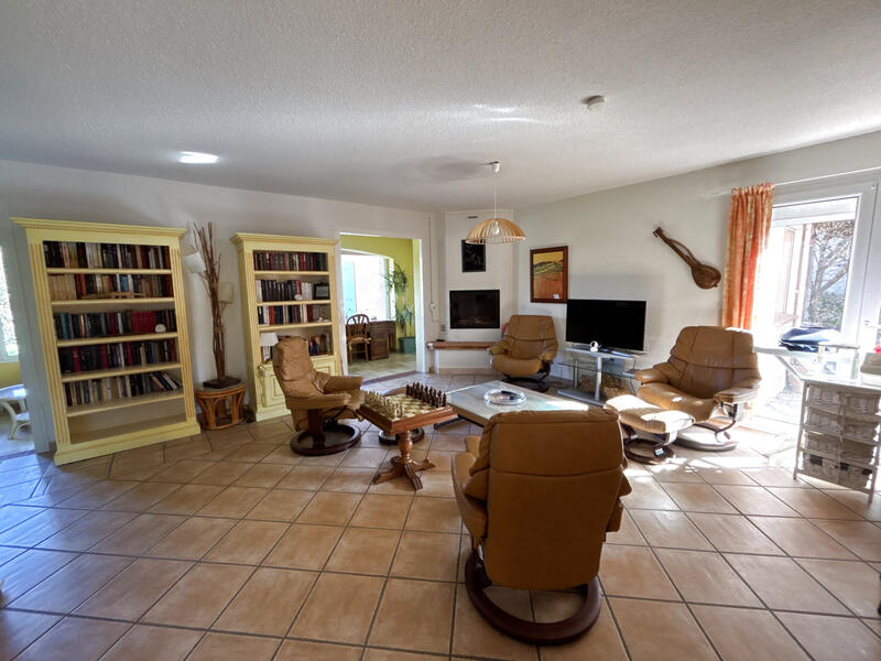 Maison - 194 m² - 6 pièces