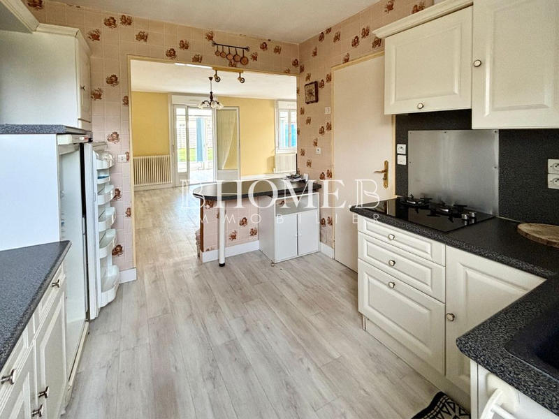 Maison - 82 m² - 5 pièces