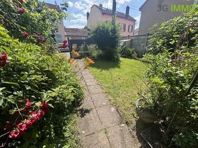 Maison - 122 m² - 5 pièces