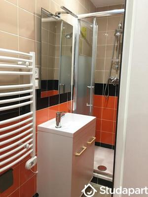 Chambre - 15 m² - 1 pièce