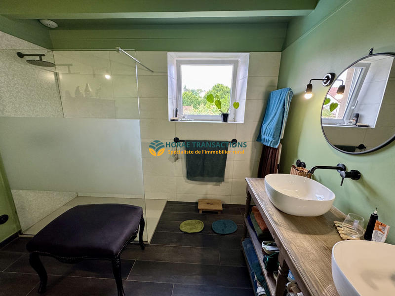 Maison - 205 m² - 6 pièces