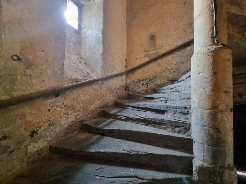 Maison ancienne - 317 m² - 11 pièces