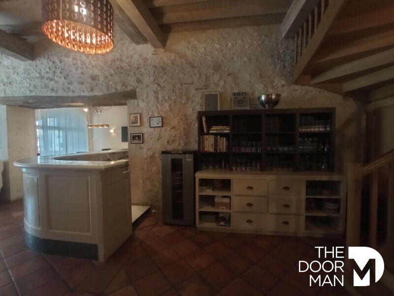 Fonds de commerce - 160 m²