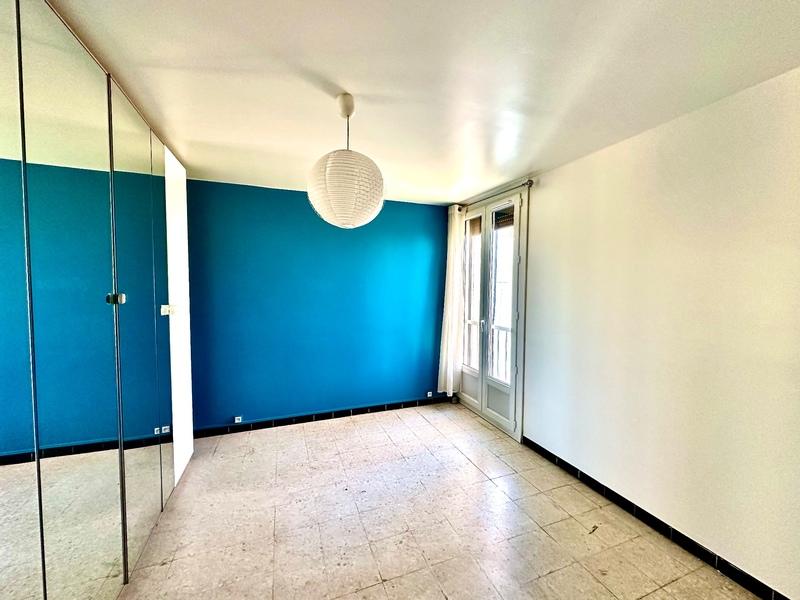 Appartement - 70 m² - 4 pièces