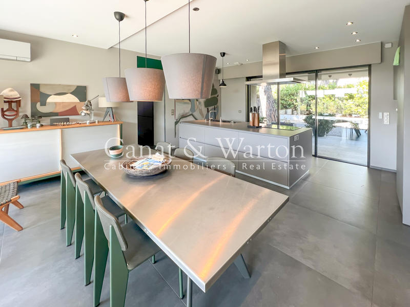 Villa - 280 m² - 7 pièces