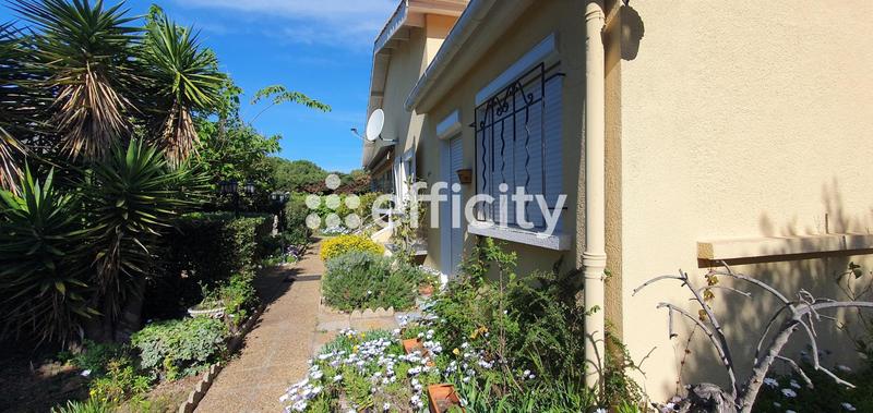 Maison - 83 m² - 4 pièces