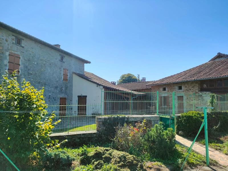 Maison de village - 165 m² - 6 pièces