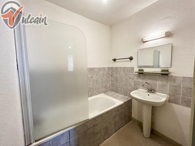 Immeuble - 197 m² - 10 pièces