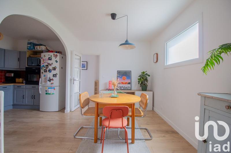 Maison - 180 m² - 8 pièces