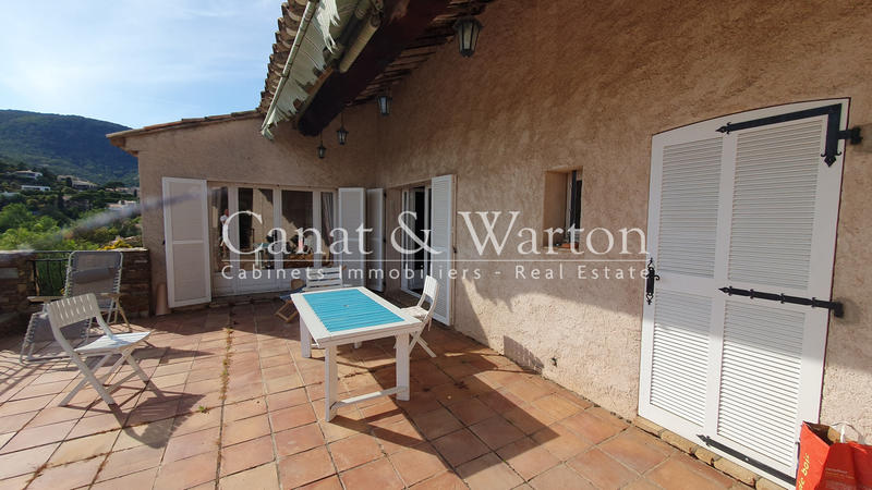 Villa - 180 m² - 5 pièces