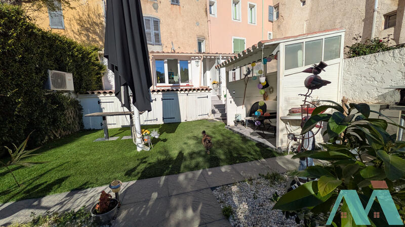 Fonds de commerce - Magasins - 175 m²