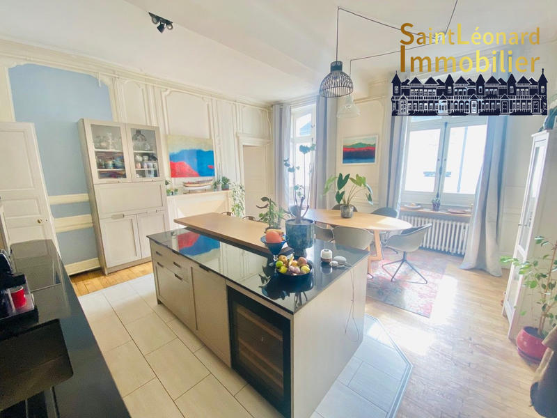 Appartement - 170 m² - 7 pièces