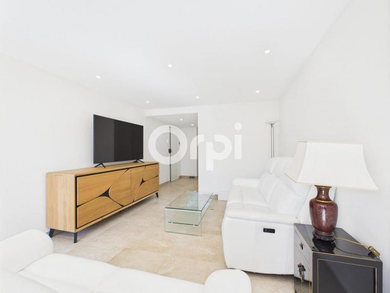 Appartement - 88 m² - 4 pièces