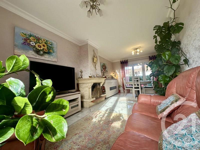 Pavillon - 84 m² - 4 pièces