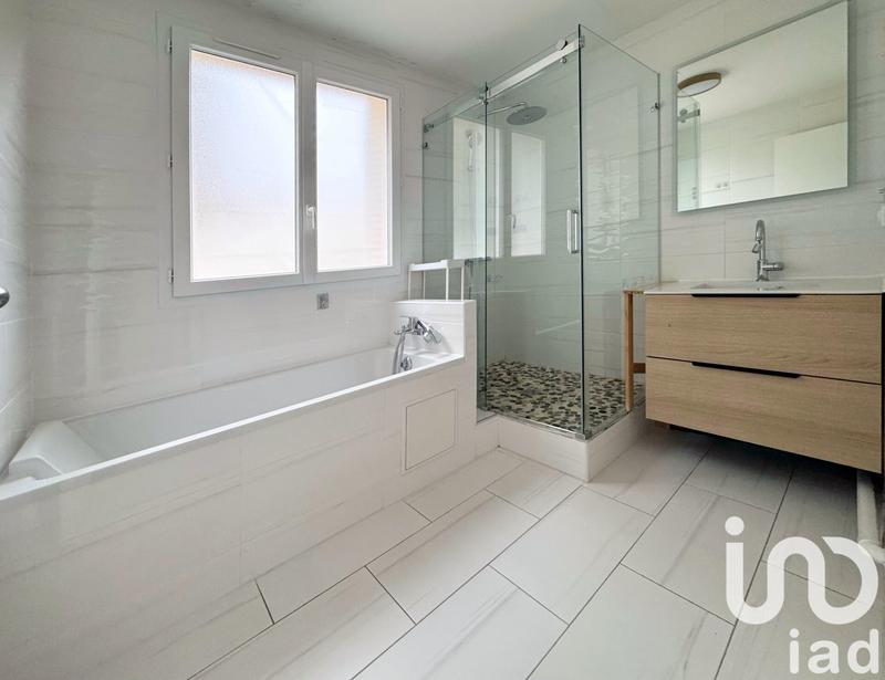 Appartement - 84 m² - 4 pièces