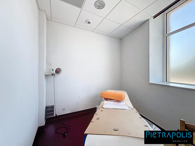 Maison - 234 m² - 6 pièces