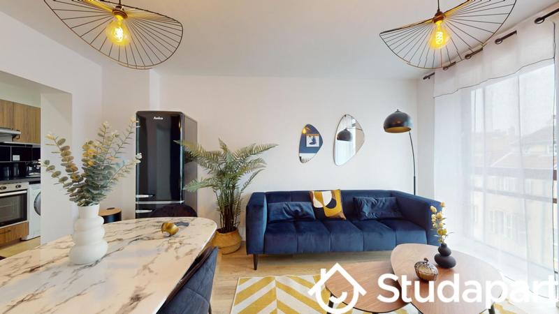 Chambre - 13 m² - 1 pièce