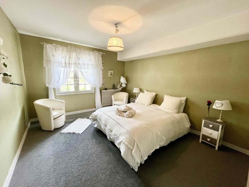 Maison - 388 m² - 15 pièces