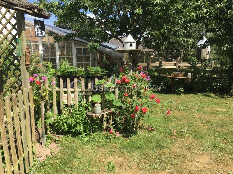 Maison en pierre - 206 m² - 6 pièces