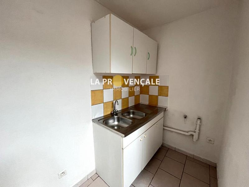 Studio - 37 m² - 1 pièce